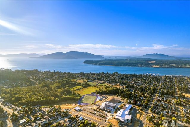 2023 K Avenue, Anacortes, WA 98221