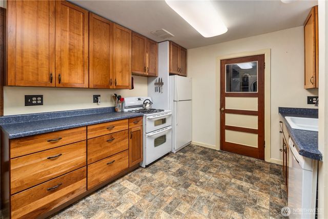 2023 K Avenue, Anacortes, WA 98221
