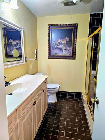 566 Village Lake Drive, Weston, FL 33326