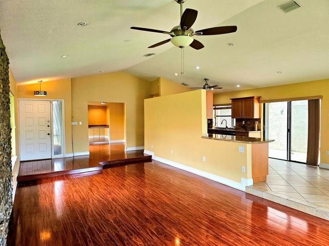566 Village Lake Drive, Weston, FL 33326