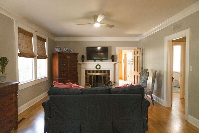 212 Valley Street, Walterboro, SC 29488