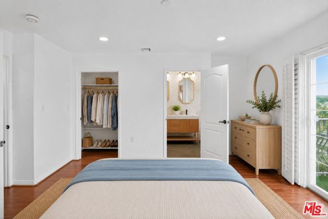 7301 W Manchester Avenue 117, Los Angeles, CA 90045