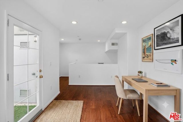 7301 W Manchester Avenue 117, Los Angeles, CA 90045