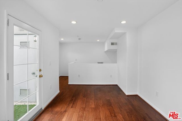 7301 W Manchester Avenue 117, Los Angeles, CA 90045