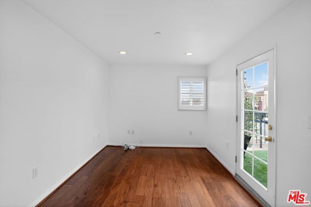 7301 W Manchester Avenue 117, Los Angeles, CA 90045