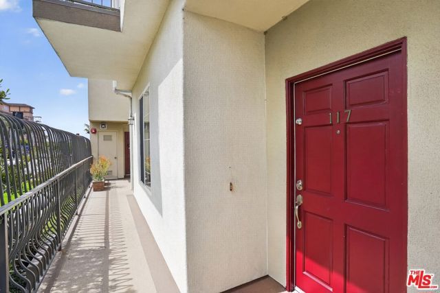 7301 W Manchester Avenue 117, Los Angeles, CA 90045