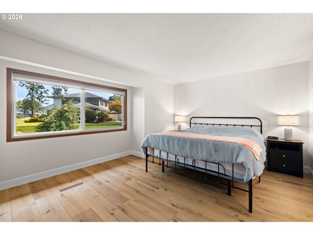 9998 Sw FRENCH PRAIRIE Rd, Wilsonville, OR 97070