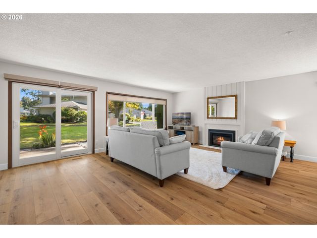 9998 Sw FRENCH PRAIRIE Rd, Wilsonville, OR 97070