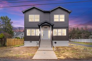 28 Plymouth Pl, Edison Twp., NJ 08837