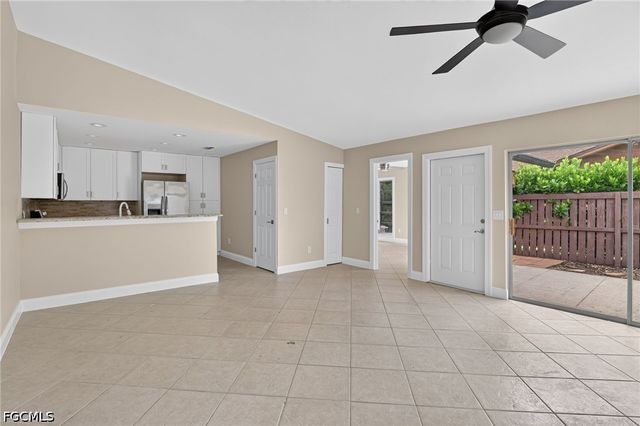 6305 Royal Woods DR, Fort Myers, FL 33908
