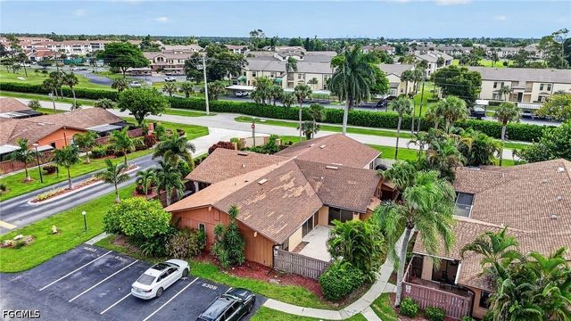 6305 Royal Woods DR, Fort Myers, FL 33908