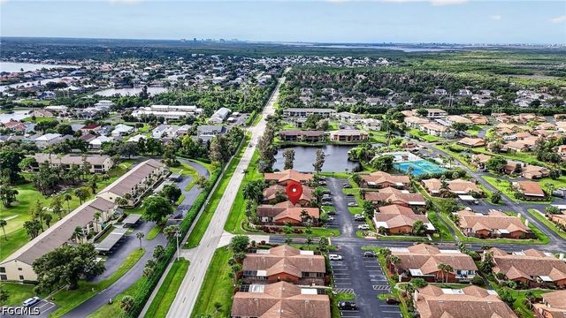 6305 Royal Woods DR, Fort Myers, FL 33908