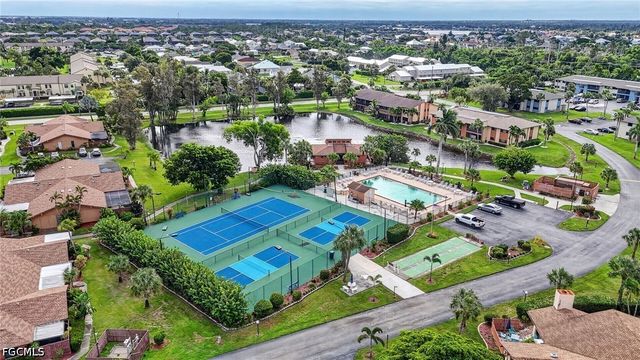 6305 Royal Woods DR, Fort Myers, FL 33908