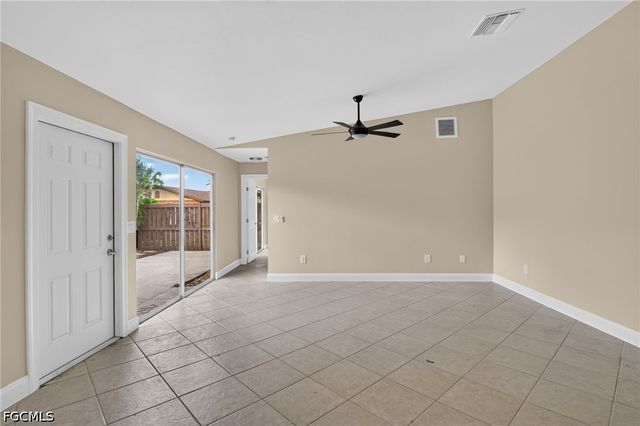 6305 Royal Woods DR, Fort Myers, FL 33908
