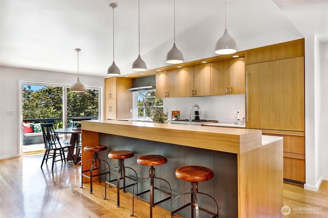 2547 NE 83rd Street, Seattle, WA 98115