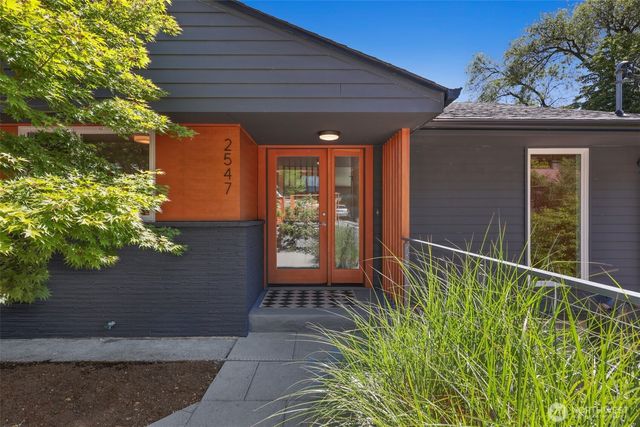 2547 NE 83rd Street, Seattle, WA 98115