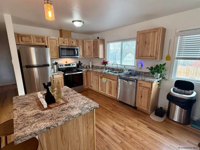 5125 MAPLE WY, Cheyenne, WY 82009