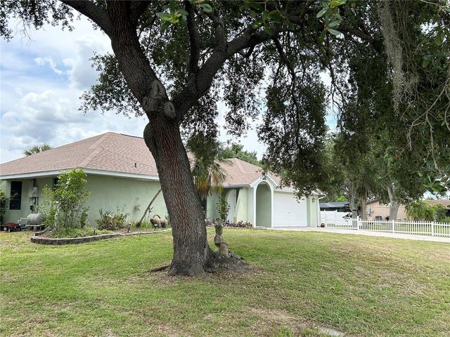 1034 KENSINGTON STREET, Port Charlotte, FL 33952