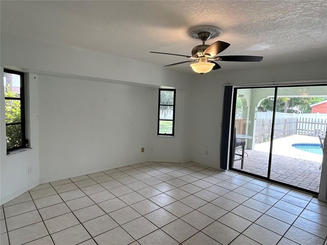 1034 KENSINGTON STREET, Port Charlotte, FL 33952