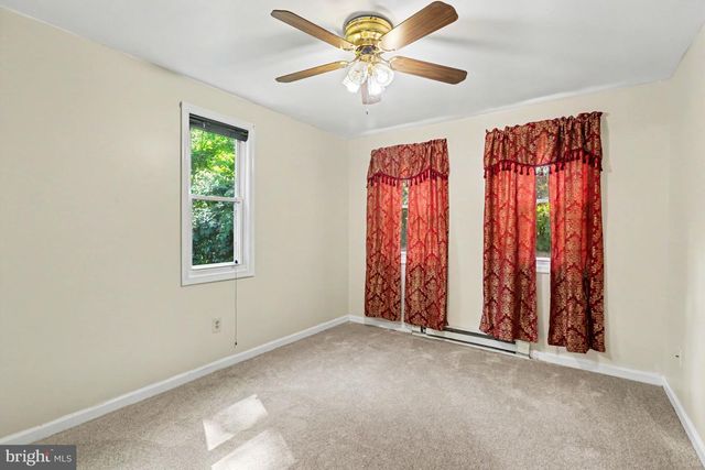 834 OBERLIN RD, Middletown, PA 17057