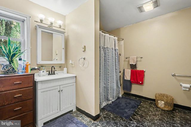 834 OBERLIN RD, Middletown, PA 17057