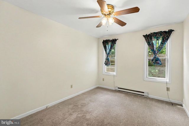 834 OBERLIN RD, Middletown, PA 17057