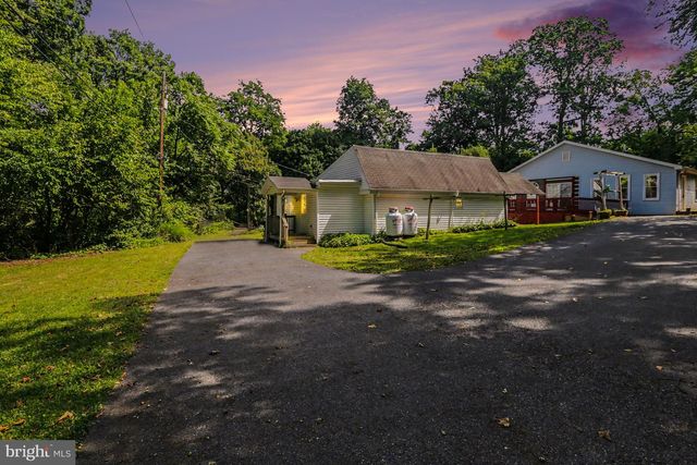 834 OBERLIN RD, Middletown, PA 17057