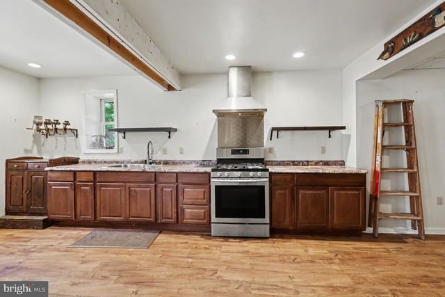 834 OBERLIN RD, Middletown, PA 17057
