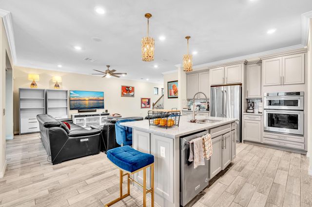 7921 NW 82nd Court, Tamarac, FL 33321