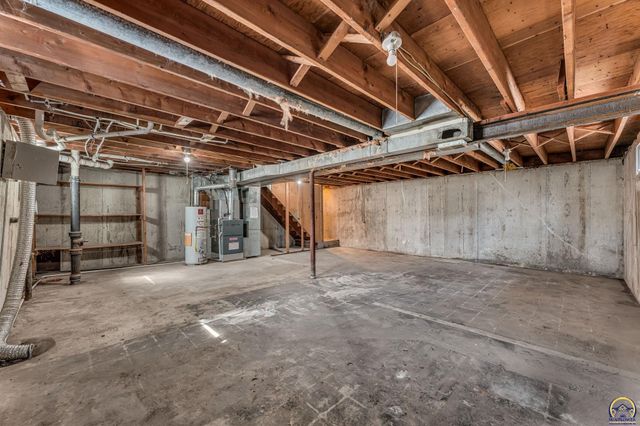 4741 SW Twilight DR, Topeka, KS 66614