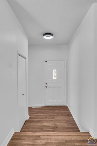 4741 SW Twilight DR, Topeka, KS 66614