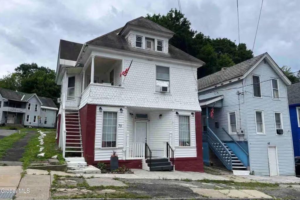 68 E Pine Street, Gloversville, NY 12078