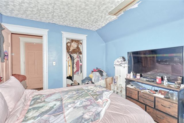 177 6th St, Rochester, NY 14605