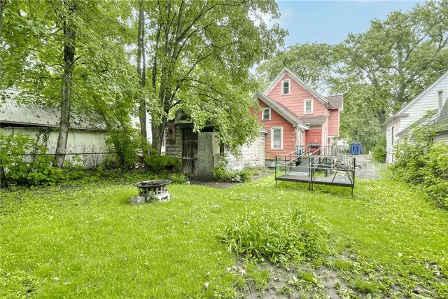 177 6th St, Rochester, NY 14605