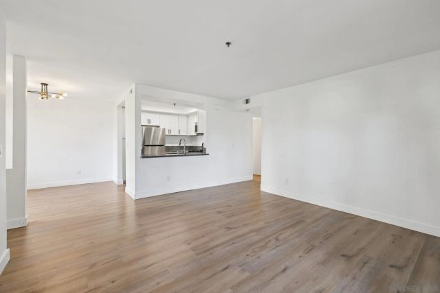 2077 Lakeridge Circle 104, Chula Vista, CA 91913
