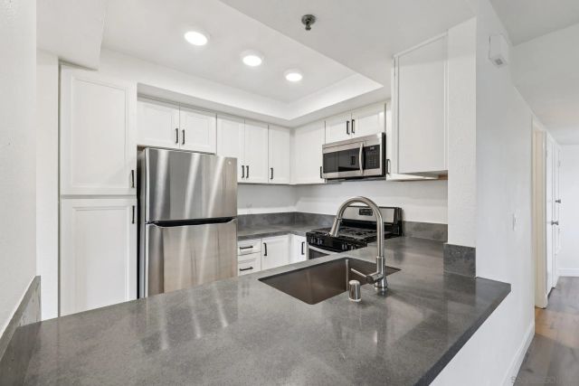 2077 Lakeridge Circle 104, Chula Vista, CA 91913