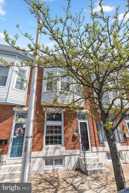 Image 34 of property listing at 633 S LINWOOD AVE S, Baltimore, MD 21224