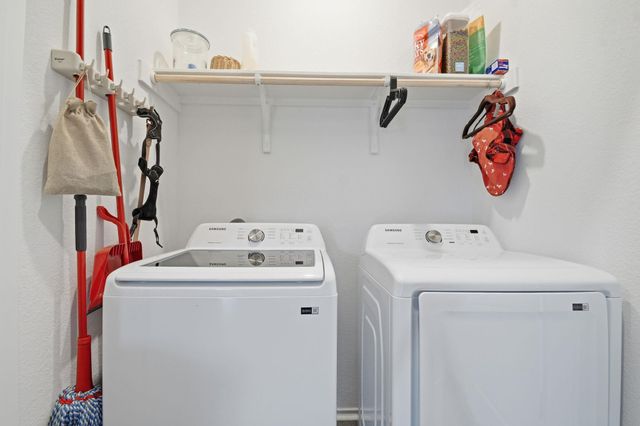 1106 Cattail LN, Bastrop, TX 78602