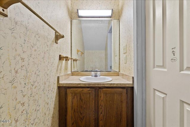 4409 Lake Ridge Drive, Raleigh, NC 27604