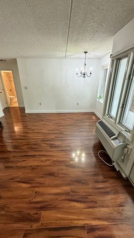 31 Safford 3, Quincy, MA 02171