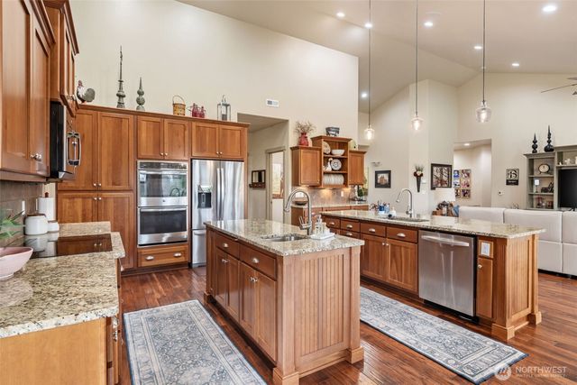 195 Budgett Lane, Chehalis, WA 98532