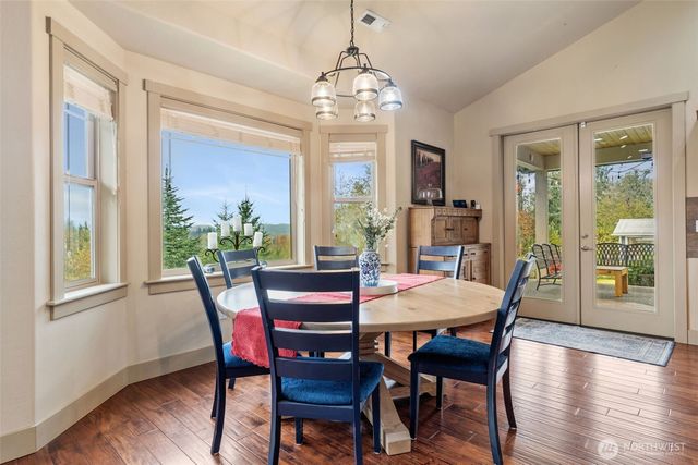 195 Budgett Lane, Chehalis, WA 98532