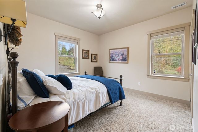 195 Budgett Lane, Chehalis, WA 98532