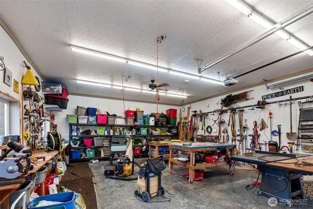 195 Budgett Lane, Chehalis, WA 98532