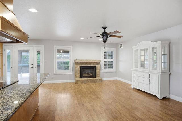 4729 Jimbo Ct, Denair, CA 95316
