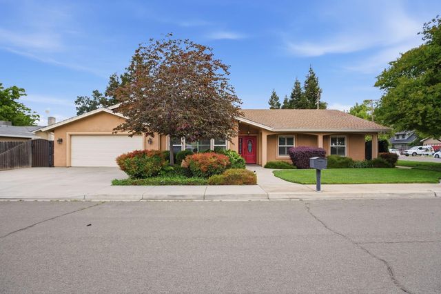 4729 Jimbo Ct, Denair, CA 95316