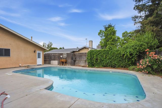 4729 Jimbo Ct, Denair, CA 95316