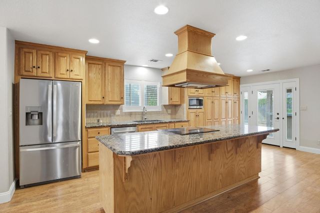 4729 Jimbo Ct, Denair, CA 95316
