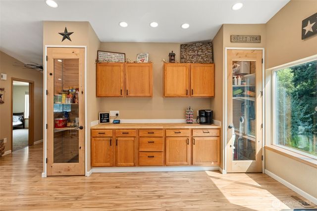 150 Alderbrook Lane, Adna, WA 98532