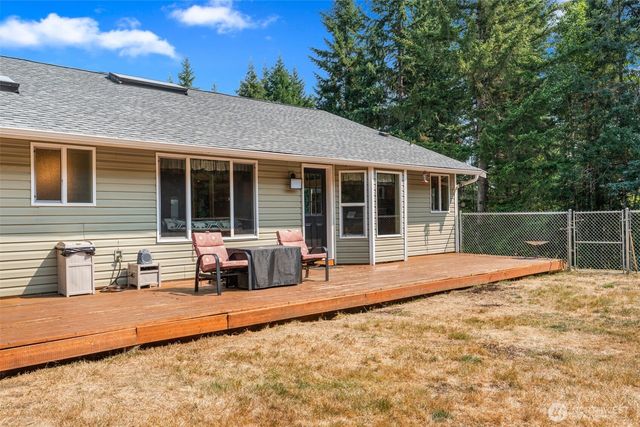 150 Alderbrook Lane, Adna, WA 98532